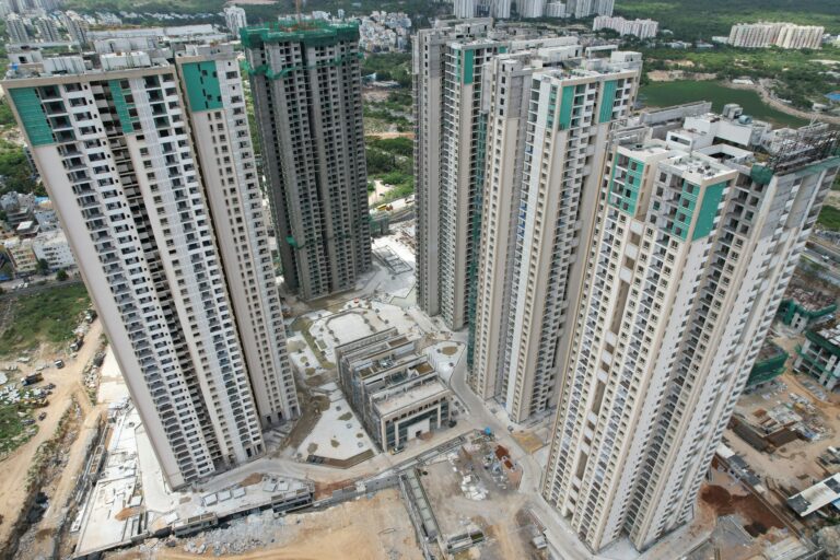 Property Video Voiceover India – Why Audio Is the Secret to Selling Real Estate